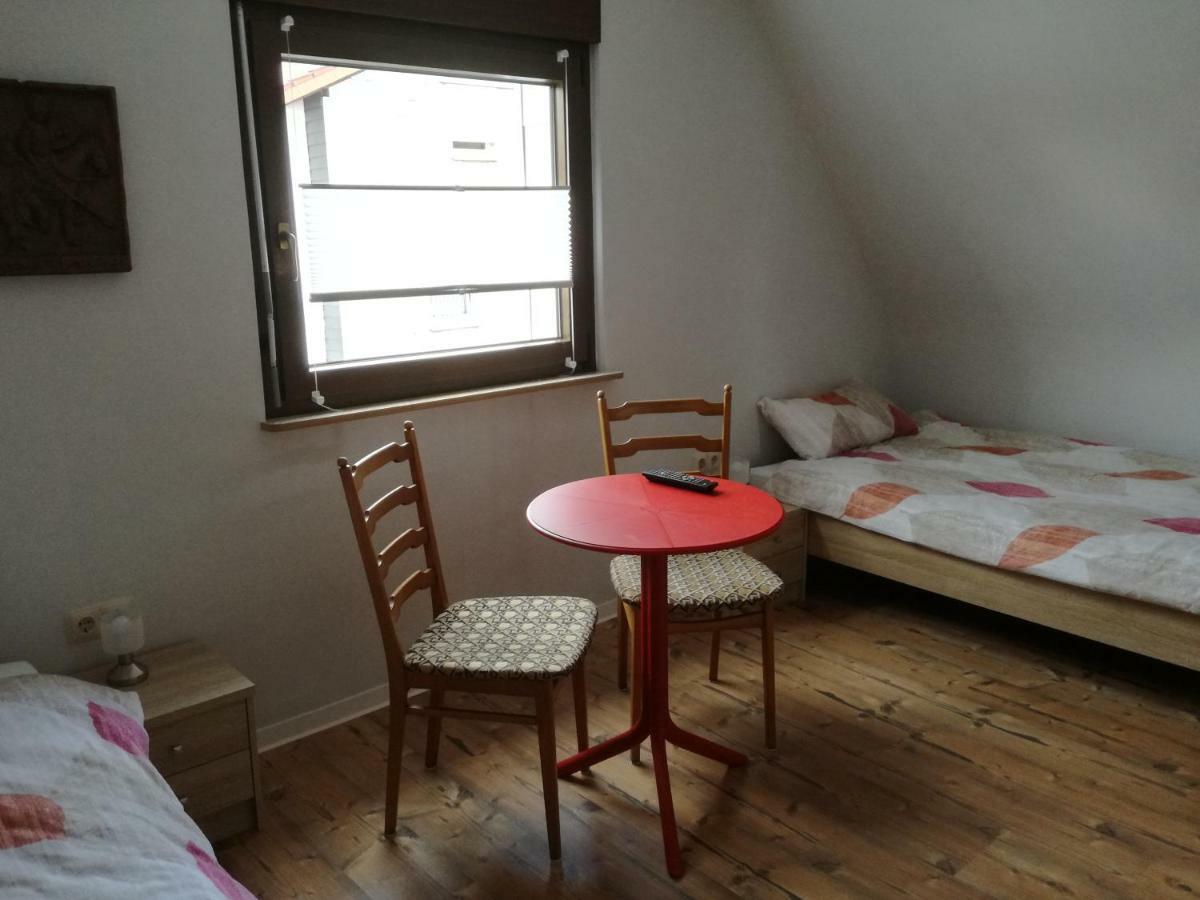 Zimmervermietung St.Wendel Sankt Wendel Bagian luar foto